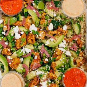 ur-cafe-chermoula-chicken-grains-avocado-salad-platter-box