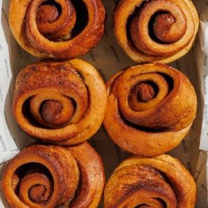 Gourmet, freshly baked vegan cinnamon rolls by UR. café for corporate catering in Stockley Park.